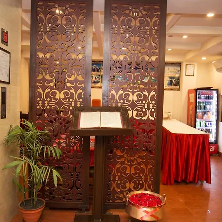 Hotel Jay Suites
