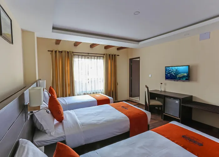 Jay Hotel 3*